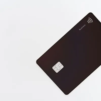 Банки ОАЭ облегчают открытие счетов